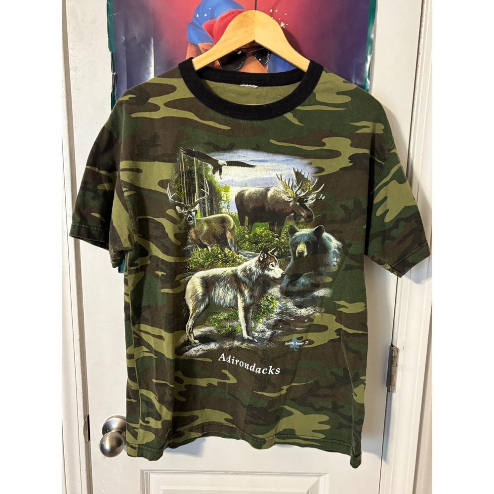 Adirondacks Wildlife Camo Ringer T-Shirt Mens Medium Wolf Bear Moose Deer Eagle